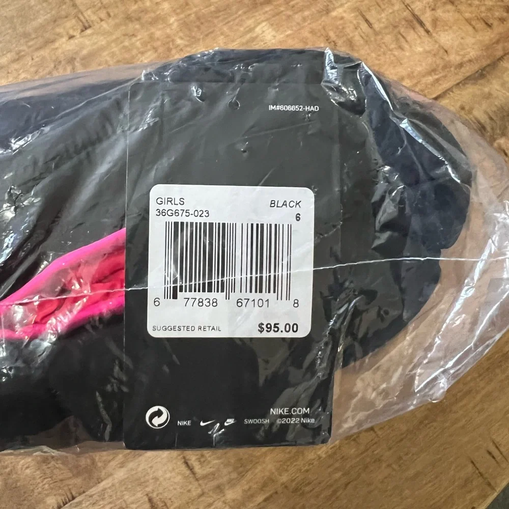 Girls black and pink parka puffer coat - Picture 5 of 5